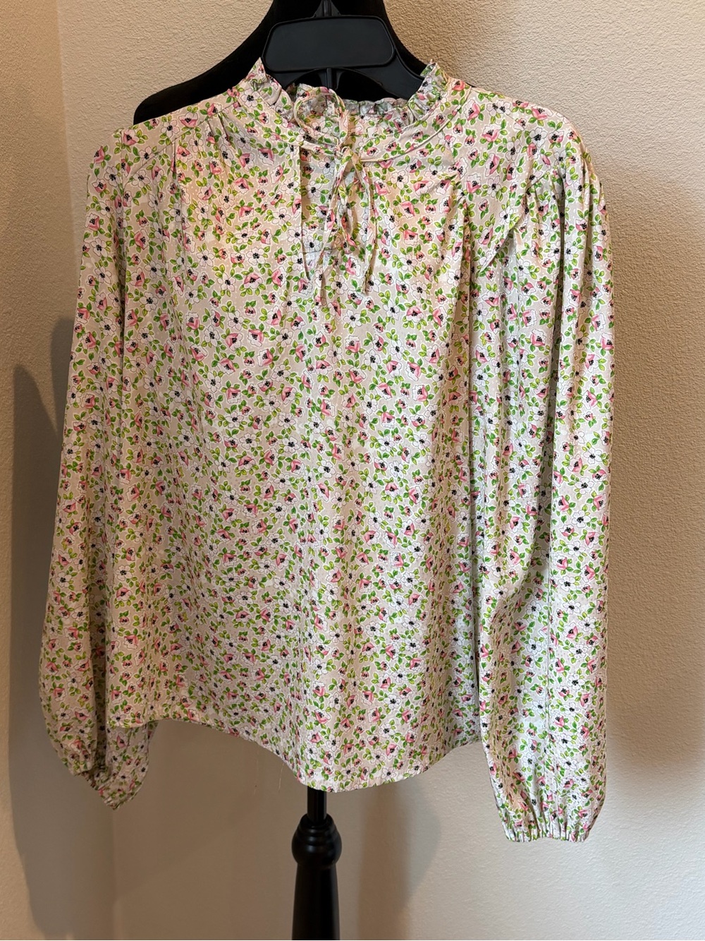 cupcakes & cashmere Cream Floral Tie-Neck Blouse with Pink & Green Print